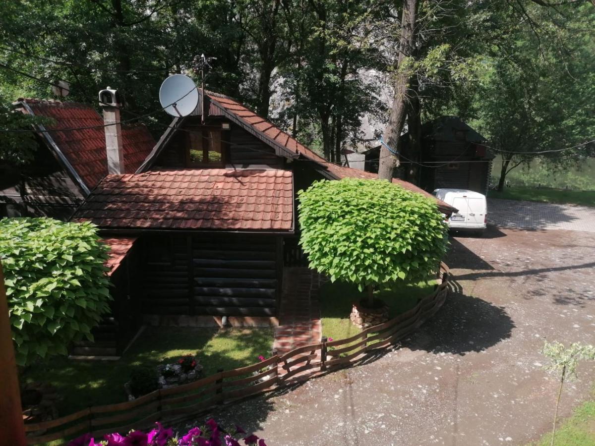 Vikendica Matovic Ovcar Banja Apartment Екстериор снимка