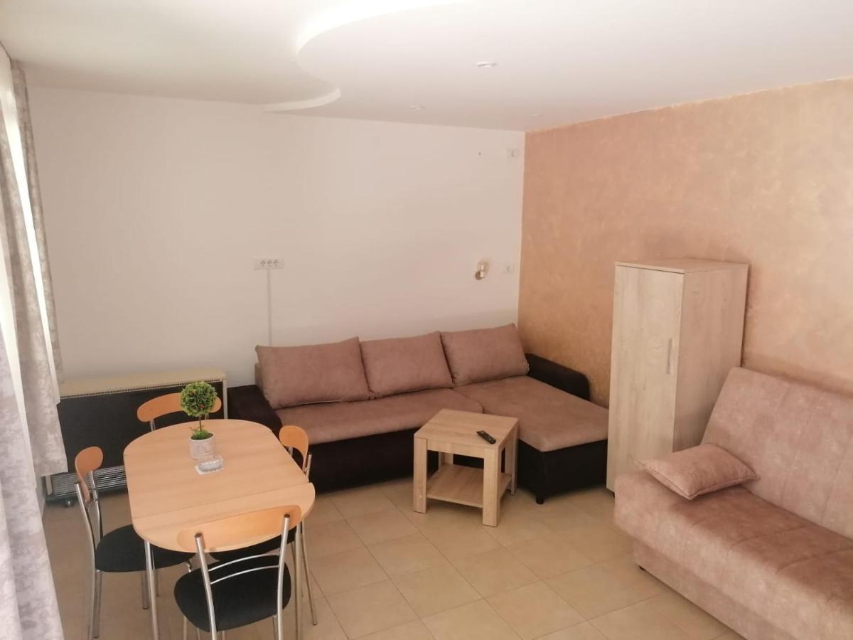 Vikendica Matovic Ovcar Banja Apartment Екстериор снимка